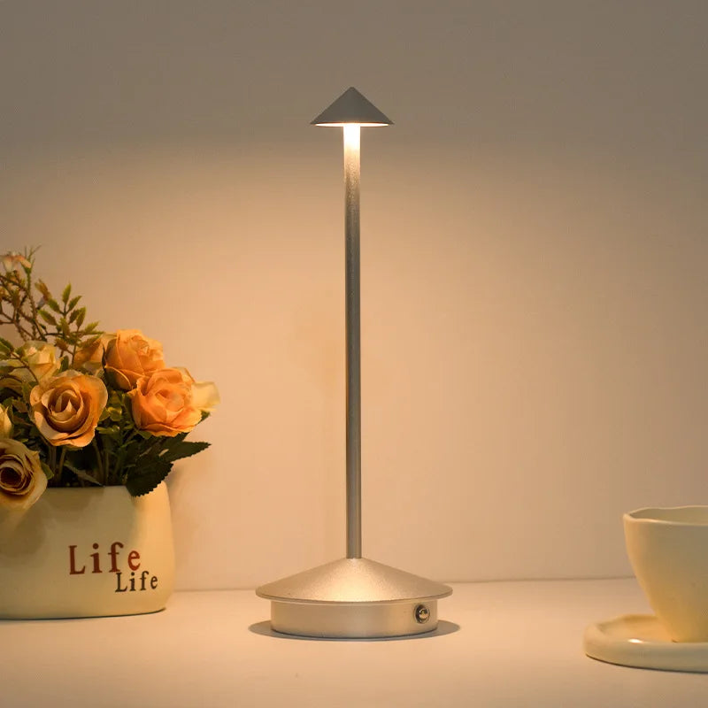 Élan Touch Lamp